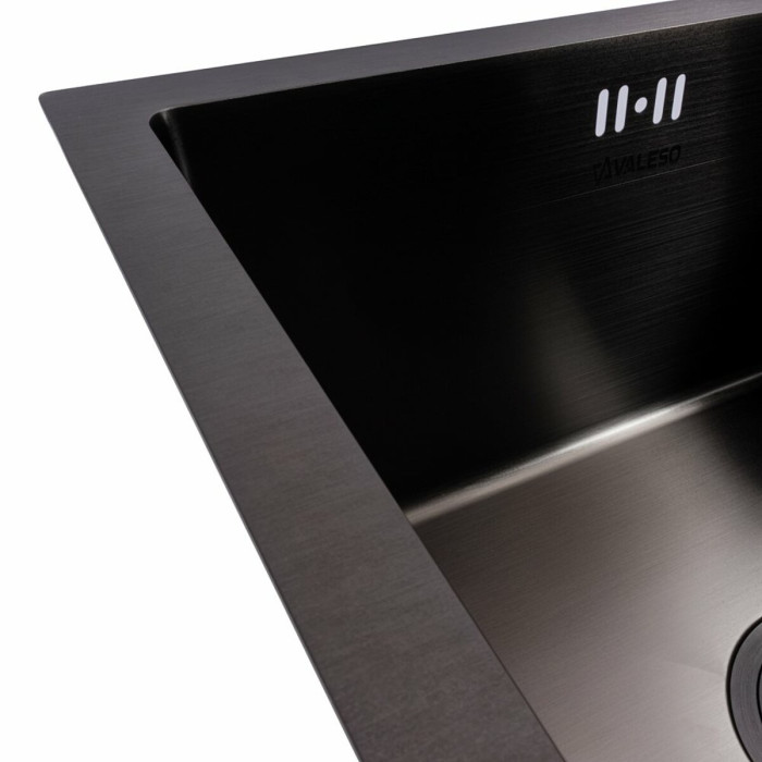 Valeso Handmade 44x44 (3.0/0.8) CM, PVD Black — 44 cm square metal sink for undermount installation with a set of accessories