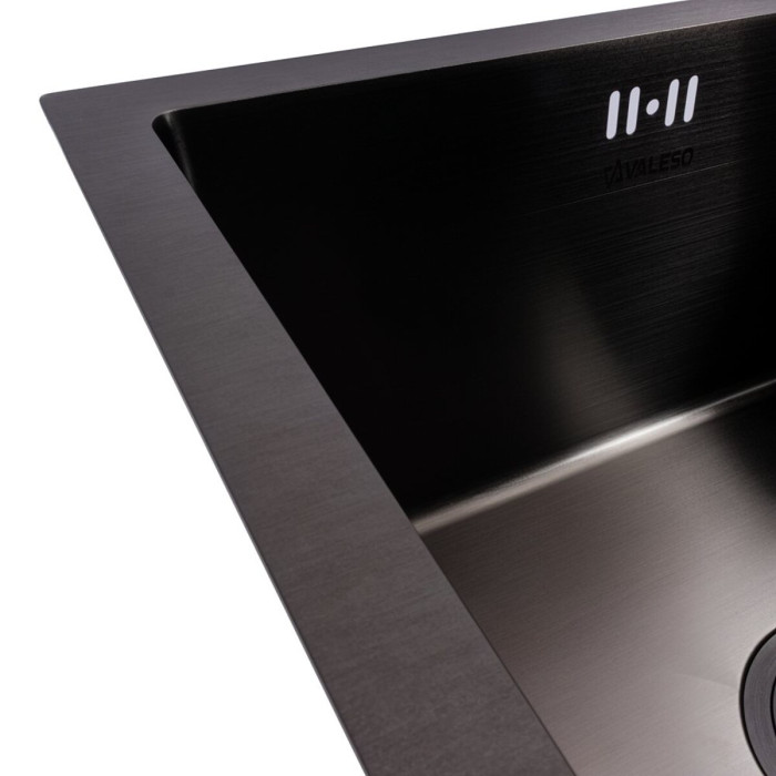 Valeso Handmade 48x43 (3.0/0.8) PVD Black, under countertop