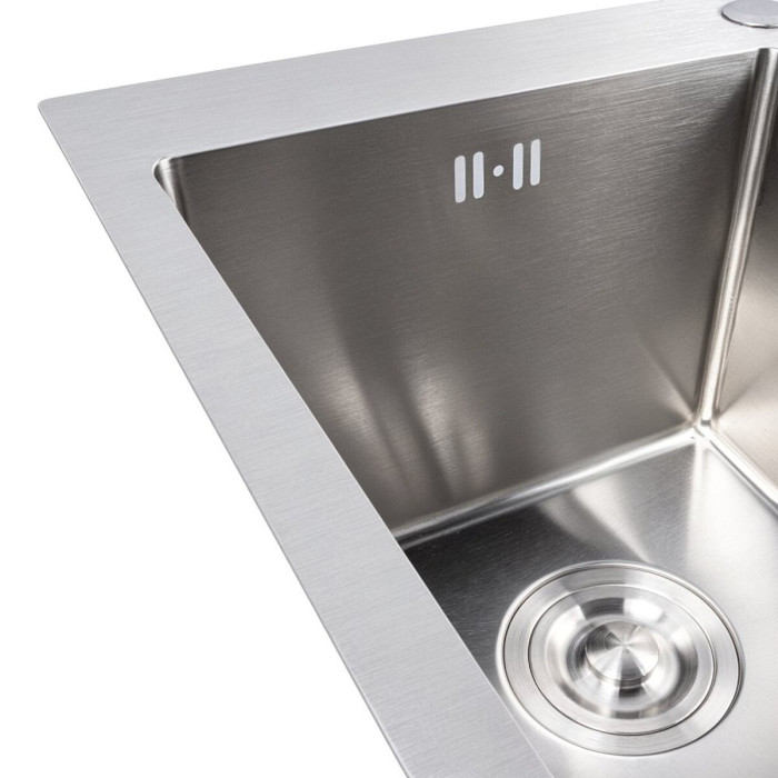 Valeso Handmade 60x50D (3.0/0.8) Double Bowl — 60 cm two-section kitchen sink