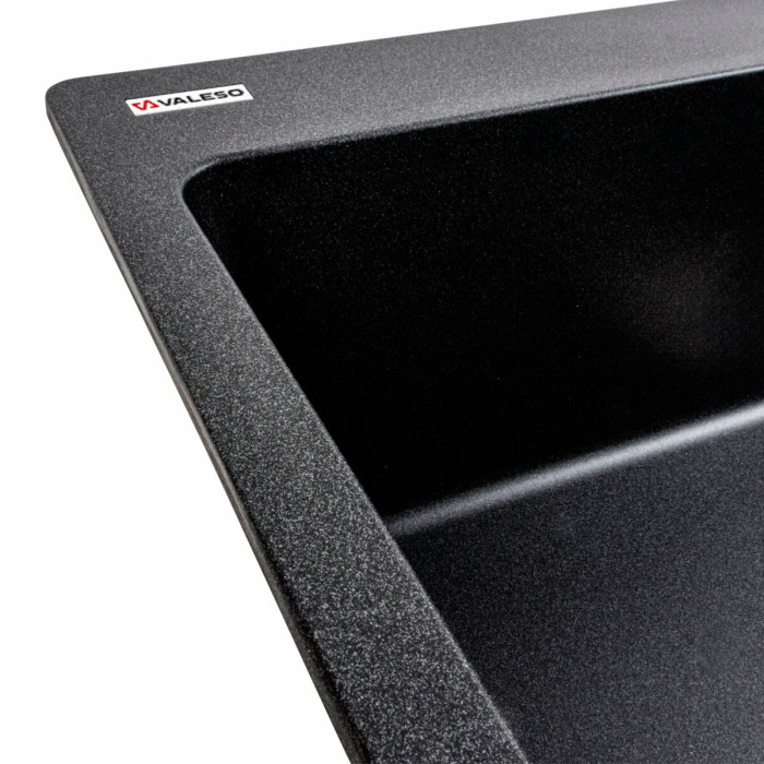 Valeso Bogema 7850 carbon – 78 cm wide bowl sink without a dish drying platform; bowl with a 110 mm drain opening and overflow