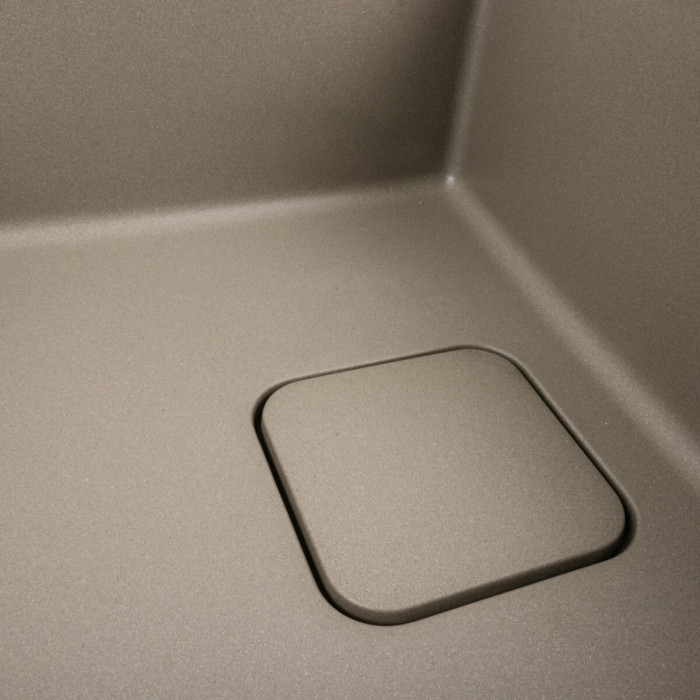 Valeso Cube 7850 titanium – 78 cm quartz sink for kitchen countertop installation; large 43/43 cm bowl with a drain cover matching the sink’s color