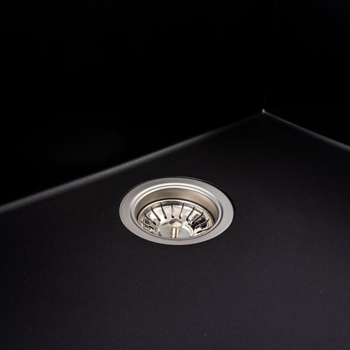 Valeso Davina 5750 Чорний — простора гранітна мийка з матовою поверхнею