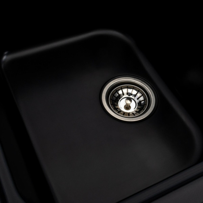 Valeso Equatoria 7950 Black – 79 cm double-bowl black quartz sink for the kitchen