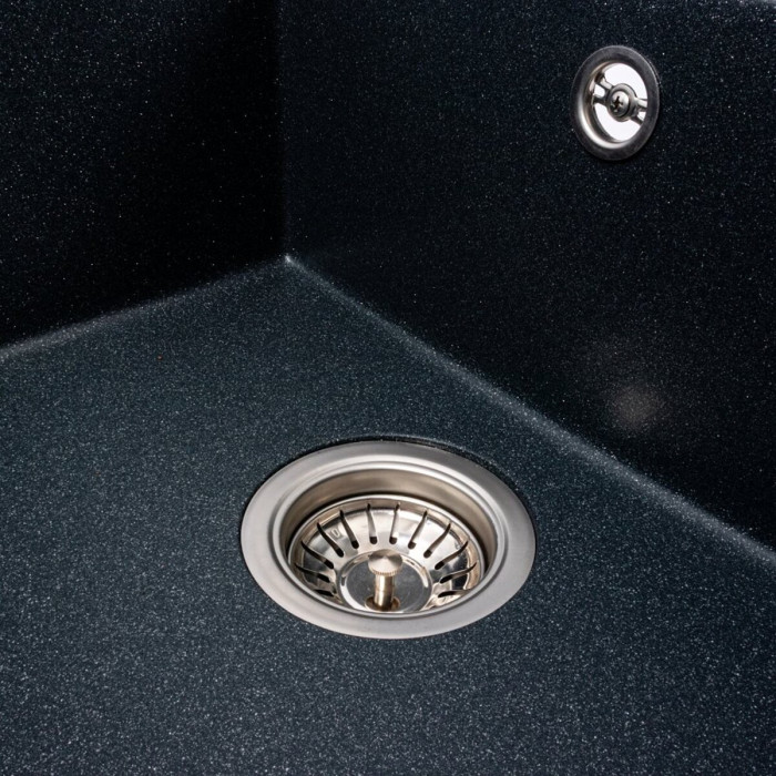 Valeso Reyna 5850 Anthracite — compact 58 cm kitchen sink with drainer