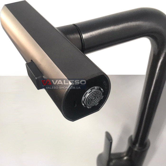 Valeso TH37 PVD Black – Brass Kitchen Faucet with an Innovative "Stream/Shower" Switching System