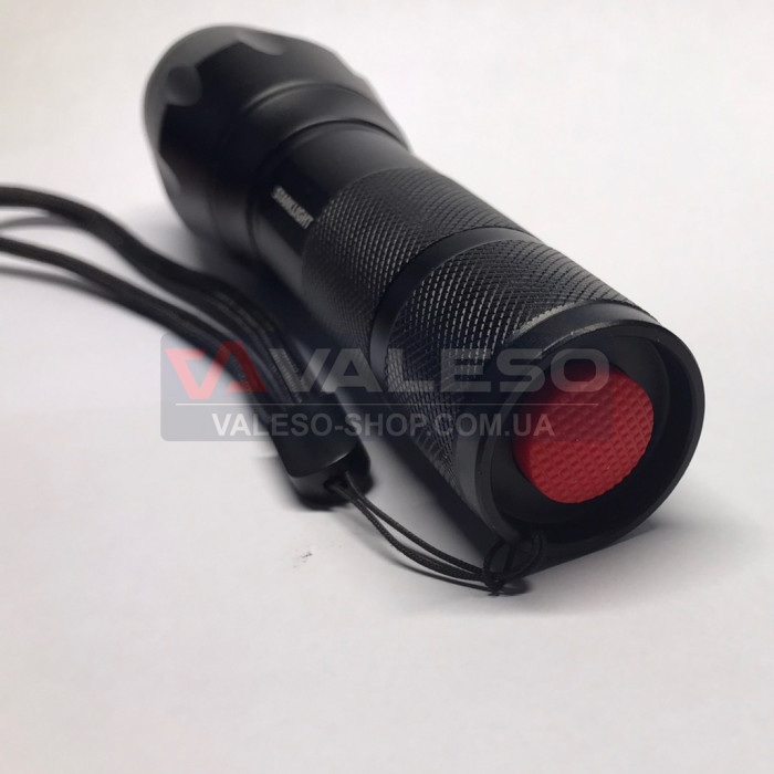 Фонарик Sirius T6 800Lm в черном корпусе из алюминия и линзой