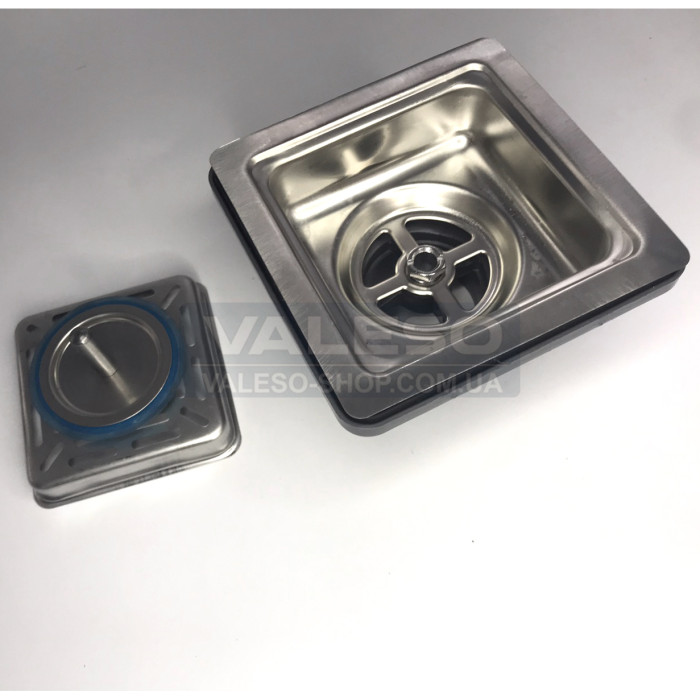 Valeso Handmade square siphon for stainless steel kitchen sinks of the corresponding series